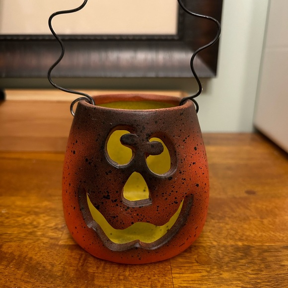 Halloween Pumpkin Candle Holder - Picture 1 of 8